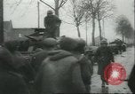 Standbild Die alliierten Streitkräfte voraus zum Rhein Rheinland Deutschland, 1945, aus Sekunde 9 historischem Filmmaterial Videoclip 65675058758