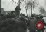 Standbild Die alliierten Streitkräfte voraus zum Rhein Rheinland Deutschland, 1945, aus Sekunde 11 historischem Filmmaterial Videoclip 65675058758