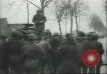Standbild Die alliierten Streitkräfte voraus zum Rhein Rheinland Deutschland, 1945, aus Sekunde 12 historischem Filmmaterial Videoclip 65675058758