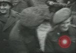 Standbild Die alliierten Streitkräfte voraus zum Rhein Rheinland Deutschland, 1945, aus Sekunde 18 historischem Filmmaterial Videoclip 65675058758