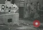 Standbild Die alliierten Streitkräfte voraus zum Rhein Rheinland Deutschland, 1945, aus Sekunde 32 historischem Filmmaterial Videoclip 65675058758