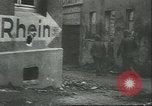 Standbild Die alliierten Streitkräfte voraus zum Rhein Rheinland Deutschland, 1945, aus Sekunde 33 historischem Filmmaterial Videoclip 65675058758