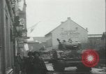 Standbild Die alliierten Streitkräfte voraus zum Rhein Rheinland Deutschland, 1945, aus Sekunde 35 historischem Filmmaterial Videoclip 65675058758