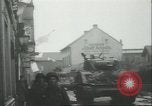 Standbild Die alliierten Streitkräfte voraus zum Rhein Rheinland Deutschland, 1945, aus Sekunde 37 historischem Filmmaterial Videoclip 65675058758