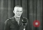 Immagine di Generale Courtney H Hodges United States USA, 1945, secondo 33 filmato di repertorio 65675058759