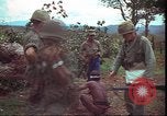 Image le Viet Cong suspects Pleiku Sud Vietnam, 1966, de la seconde 3 séquences d'archives historiques vidéo 65675058782