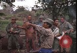 Image le Viet Cong suspects Pleiku Sud Vietnam, 1966, de la seconde 15 séquences d'archives historiques vidéo 65675058782