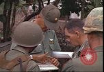 Image le Viet Cong suspects Pleiku Sud Vietnam, 1966, de la seconde 35 séquences d'archives historiques vidéo 65675058782