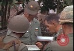 Image le Viet Cong suspects Pleiku Sud Vietnam, 1966, de la seconde 36 séquences d'archives historiques vidéo 65675058782