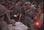 Image le Viet Cong suspects Pleiku Sud Vietnam, 1966, de la seconde 39 séquences d'archives historiques vidéo 65675058782