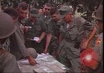 Image le Viet Cong suspects Pleiku Sud Vietnam, 1966, de la seconde 40 séquences d'archives historiques vidéo 65675058782