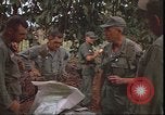 Image le Viet Cong suspects Pleiku Sud Vietnam, 1966, de la seconde 53 séquences d'archives historiques vidéo 65675058782