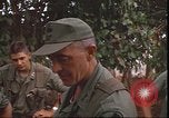 Image le Viet Cong suspects Pleiku Sud Vietnam, 1966, de la seconde 55 séquences d'archives historiques vidéo 65675058782