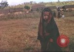 Standbild vietnamesischen Dorfbewohner Plei Mrong Vietnam, 1965, aus Sekunde 25 historischem Filmmaterial Videoclip 65675058791