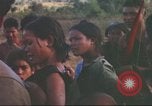 Standbild vietnamesischen Dorfbewohner Plei Mrong Vietnam, 1965, aus Sekunde 48 historischem Filmmaterial Videoclip 65675058791
