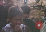 Standbild vietnamesischen Dorfbewohner Plei Mrong Vietnam, 1965, aus Sekunde 53 historischem Filmmaterial Videoclip 65675058791