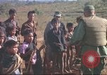 Standbild vietnamesischen Dorfbewohner Vietnam, 1965, aus Sekunde 21 historischem Filmmaterial Videoclip 65675058792