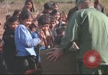 Standbild vietnamesischen Dorfbewohner Vietnam, 1965, aus Sekunde 37 historischem Filmmaterial Videoclip 65675058792