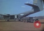 Standbild USA CV-2 Caribou Flugzeug Vietnam, 1966, aus Sekunde 6 historischem Filmmaterial Videoclip 65675058798