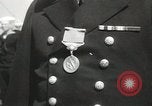 Standbild Congressional Medal of Valor Seattle Washington USA, 1936, aus Sekunde 35 historischem Filmmaterial Videoclip 65675058803