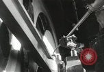 Standbild New York Central Quecksilber Lokomotive entworfen von Henry Dreyfuss Harmon New York USA, 1936, aus Sekunde 8 historischem Filmmaterial Videoclip 65675058804