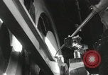 Standbild New York Central Quecksilber Lokomotive entworfen von Henry Dreyfuss Harmon New York USA, 1936, aus Sekunde 10 historischem Filmmaterial Videoclip 65675058804