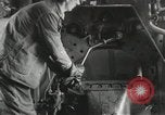Standbild New York Central Quecksilber Lokomotive entworfen von Henry Dreyfuss Harmon New York USA, 1936, aus Sekunde 16 historischem Filmmaterial Videoclip 65675058804