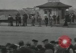 Standbild Amy Mollison Croydon London England, 1936, aus Sekunde 19 historischem Filmmaterial Videoclip 65675058805