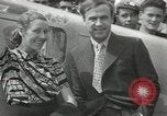 Standbild Amy Mollison Croydon London England, 1936, aus Sekunde 35 historischem Filmmaterial Videoclip 65675058805