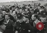 Standbild Amy Mollison Croydon London England, 1936, aus Sekunde 43 historischem Filmmaterial Videoclip 65675058805