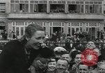 Standbild Amy Mollison Croydon London England, 1936, aus Sekunde 47 historischem Filmmaterial Videoclip 65675058805