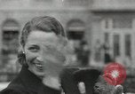 Standbild Amy Mollison Croydon London England, 1936, aus Sekunde 49 historischem Filmmaterial Videoclip 65675058805