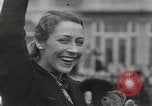 Standbild Amy Mollison Croydon London England, 1936, aus Sekunde 51 historischem Filmmaterial Videoclip 65675058805