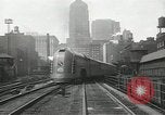 Standbild New York Central Merkur Zug und Lokomotive Chicago Illinois USA, 1936, aus Sekunde 14 historischem Filmmaterial Videoclip 65675058818
