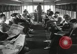 Standbild New York Central Merkur Zug und Lokomotive Chicago Illinois USA, 1936, aus Sekunde 20 historischem Filmmaterial Videoclip 65675058818