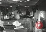 Standbild New York Central Merkur Zug und Lokomotive Chicago Illinois USA, 1936, aus Sekunde 43 historischem Filmmaterial Videoclip 65675058818