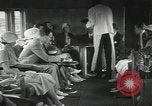 Standbild New York Central Merkur Zug und Lokomotive Chicago Illinois USA, 1936, aus Sekunde 53 historischem Filmmaterial Videoclip 65675058818