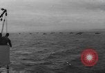 Standbild alliierte Invasion Konvoi unterwegs auf D-Day Normandie Frankreich, 1944, aus Sekunde 6 historischem Filmmaterial Videoclip 65675058845