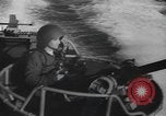 Standbild alliierte Invasion Konvoi unterwegs auf D-Day Normandie Frankreich, 1944, aus Sekunde 16 historischem Filmmaterial Videoclip 65675058845