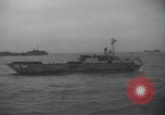 Standbild alliierte Invasion Konvoi unterwegs auf D-Day Normandie Frankreich, 1944, aus Sekunde 20 historischem Filmmaterial Videoclip 65675058845