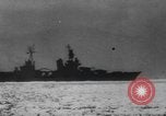 Standbild alliierte Invasion Konvoi unterwegs auf D-Day Normandie Frankreich, 1944, aus Sekunde 30 historischem Filmmaterial Videoclip 65675058845