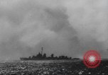 Standbild alliierte Invasion Konvoi unterwegs auf D-Day Normandie Frankreich, 1944, aus Sekunde 31 historischem Filmmaterial Videoclip 65675058845