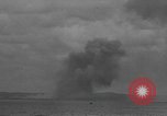 Standbild alliierte Invasion Konvoi unterwegs auf D-Day Normandie Frankreich, 1944, aus Sekunde 40 historischem Filmmaterial Videoclip 65675058845