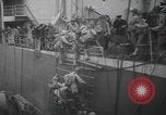 Standbild alliierte Invasion Konvoi unterwegs auf D-Day Normandie Frankreich, 1944, aus Sekunde 46 historischem Filmmaterial Videoclip 65675058845