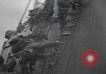 Standbild alliierte Invasion Konvoi unterwegs auf D-Day Normandie Frankreich, 1944, aus Sekunde 55 historischem Filmmaterial Videoclip 65675058845