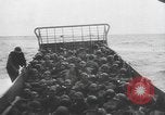Standbild D-Day Invasion der Normandie in Zweiten Weltkrieg Normandie Frankreich, 1944, aus Sekunde 29 historischem Filmmaterial Videoclip 65675058846