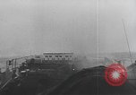 Standbild Allied Forces in amphibischen Landungen auf D-Day in Zweiten Weltkrieg Normandie Frankreich, 1944, aus Sekunde 9 historischem Filmmaterial Videoclip 65675058847
