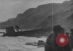 Standbild Allied Forces in amphibischen Landungen auf D-Day in Zweiten Weltkrieg Normandie Frankreich, 1944, aus Sekunde 16 historischem Filmmaterial Videoclip 65675058847