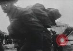 Standbild Allied Forces in amphibischen Landungen auf D-Day in Zweiten Weltkrieg Normandie Frankreich, 1944, aus Sekunde 58 historischem Filmmaterial Videoclip 65675058847