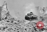 Standbild Re-enactment von Infanteristen des 24 Neuseeland Bataillon Italien, 1944, aus Sekunde 18 historischem Filmmaterial Videoclip 65675058848